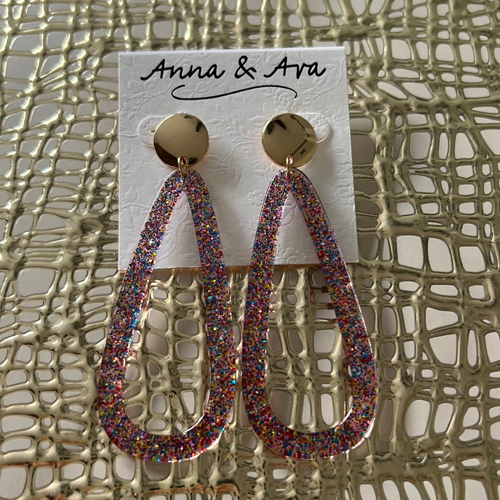 Anna Ava Fun New Earrings 17$